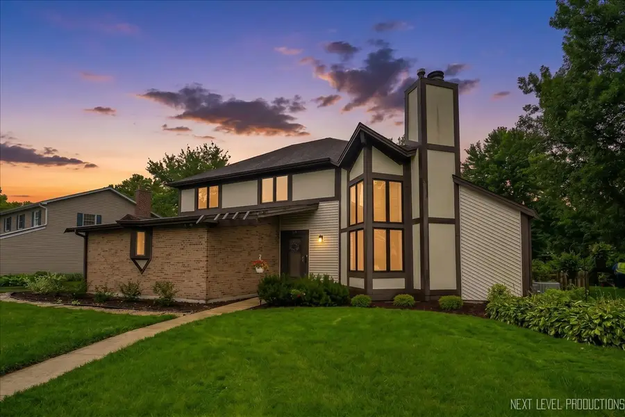 942 Montgomery Court, Naperville, IL 60540 - #2