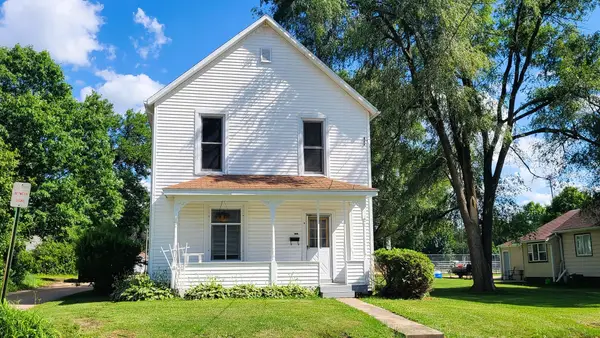 1826 W 1st Street, Dixon, IL 61021