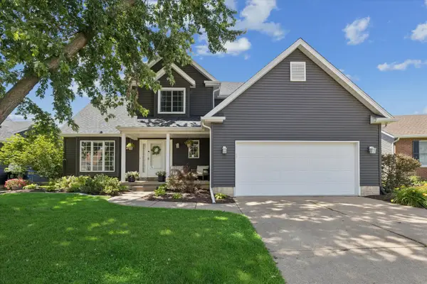 5138 Fillmore Court, Davenport, IA 52806