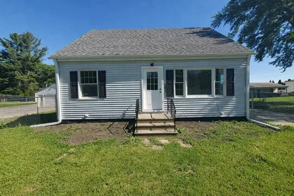 1611 36th Avenue, East Moline, IL 61244
