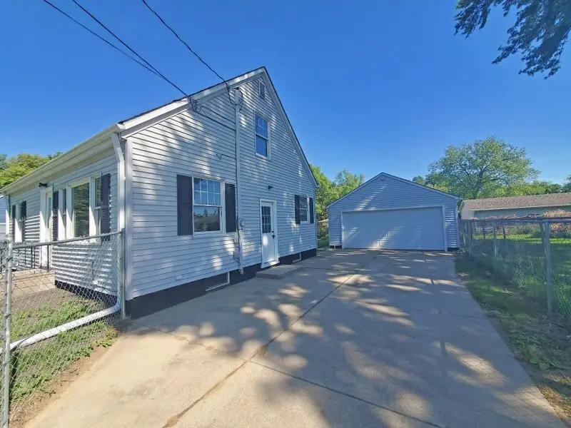 1611 36th Avenue, East Moline, IL 61244 - #2