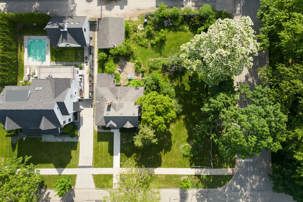 41 S Stough Street, Hinsdale, IL 60521 - #1