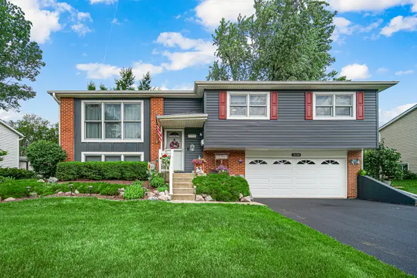 3136 Everglade Avenue, Woodridge, IL 60517