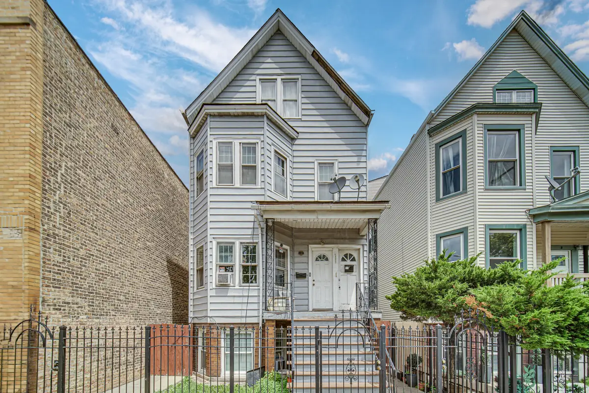 3854 W Diversey Avenue, Chicago, IL 60647 - #1