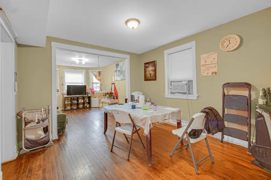 3854 W Diversey Avenue, Chicago, IL 60647 - #2