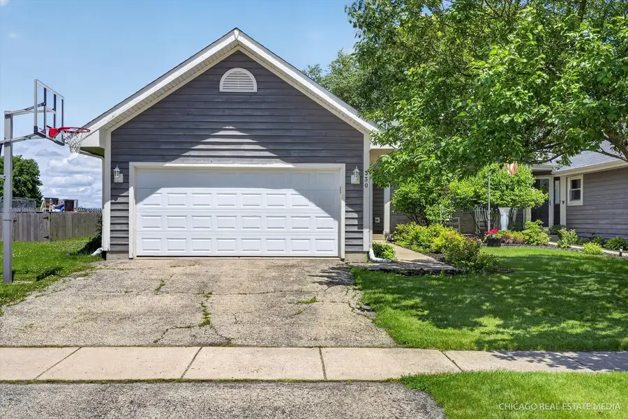 330 W Amie Avenue, Hinckley, IL 60520 - #3