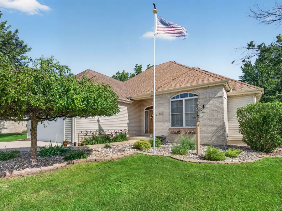 878 W Kennedy Road, Braidwood, IL 60408 - #3