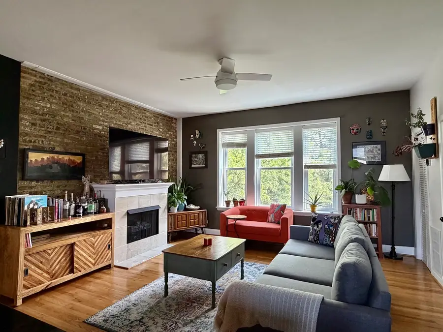 3102 W Cullom Avenue #3W, Chicago, IL 60618 - #2