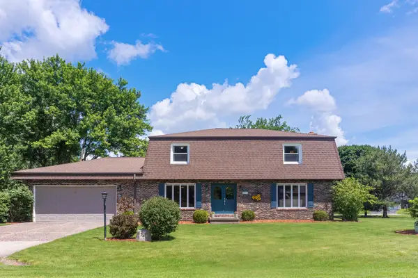 5573 S Beebe Drive, Rochelle, IL 61068