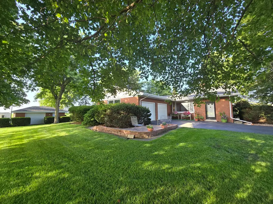 41294 E 100 North Road, Bellflower, IL 62174 - #3