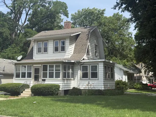 126 E Glover Street, Ottawa, IL 61350