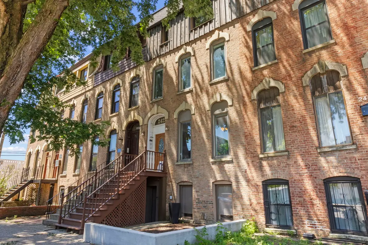 2422 N Seminary Avenue, Chicago, IL 60614 - #1