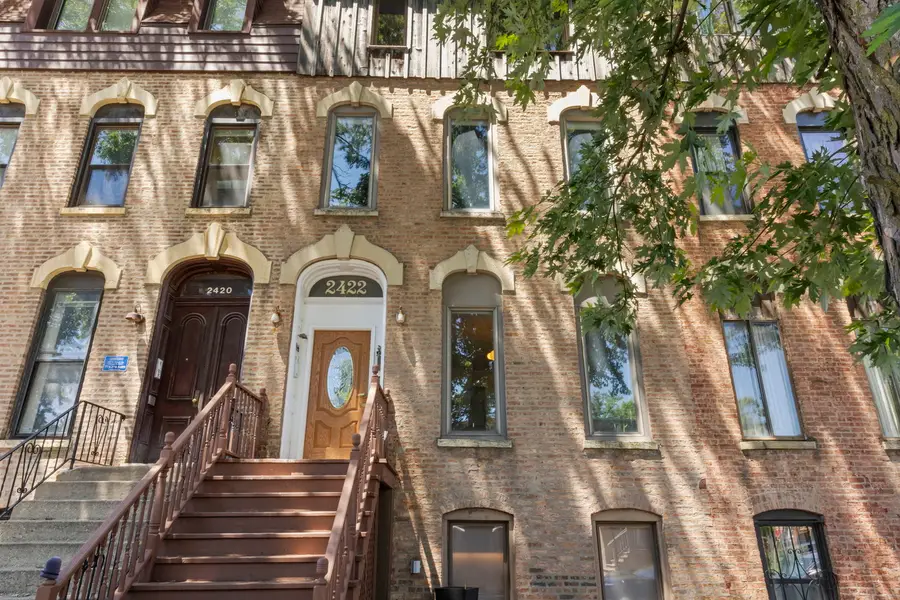 2422 N Seminary Avenue, Chicago, IL 60614 - #3