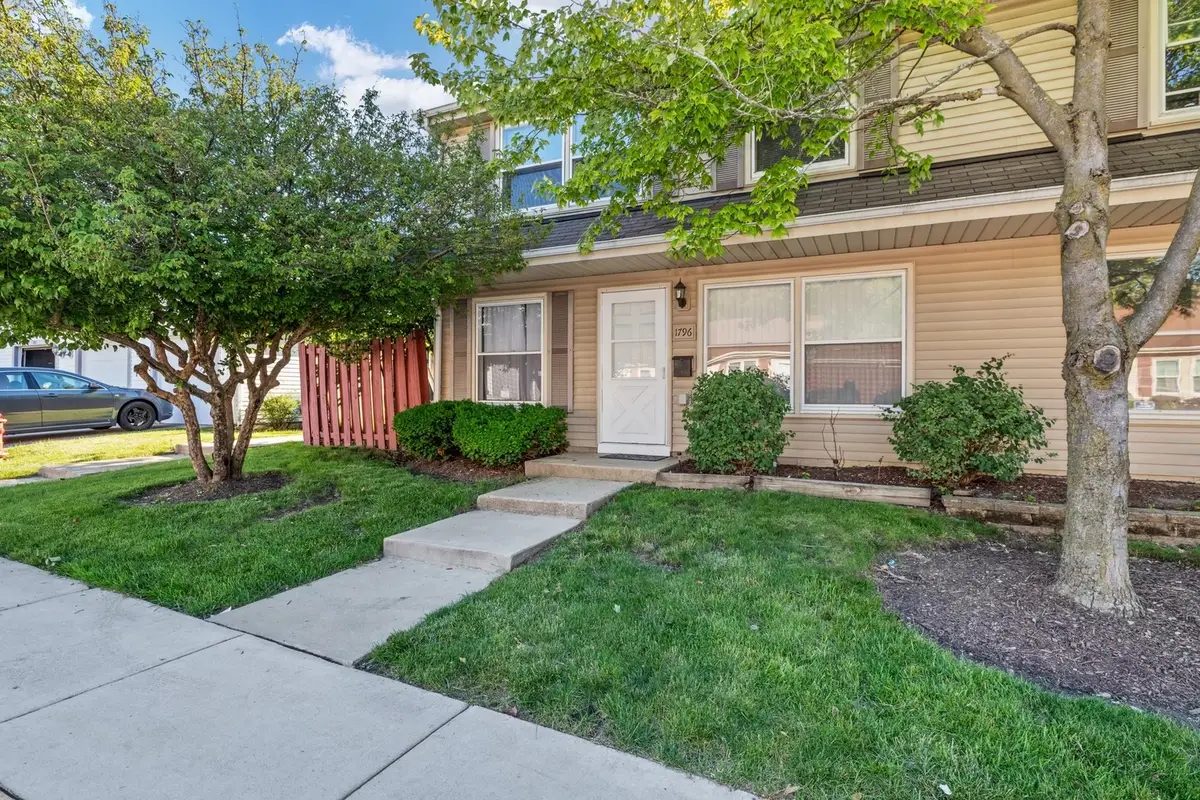 1796 Queensbury Circle, Hoffman Estates, IL 60169 - #1