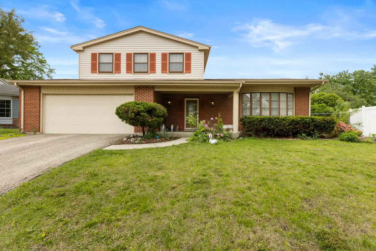 762 Oakwood Drive, Westmont, IL 60559 - #1