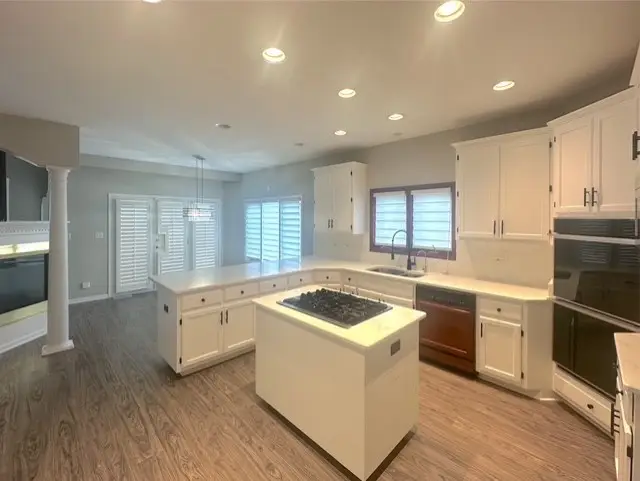 670 Leslie Court, Carol Stream, IL 60188 - #3