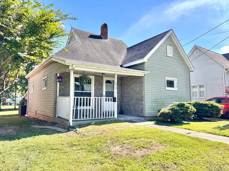 612 W Monroe Street W, Herrin, IL 62948 - #2