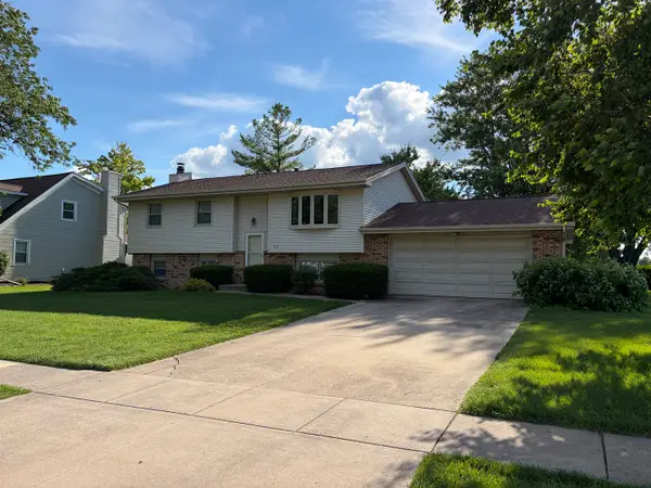 101 S Parkside Road, Normal, IL 61761