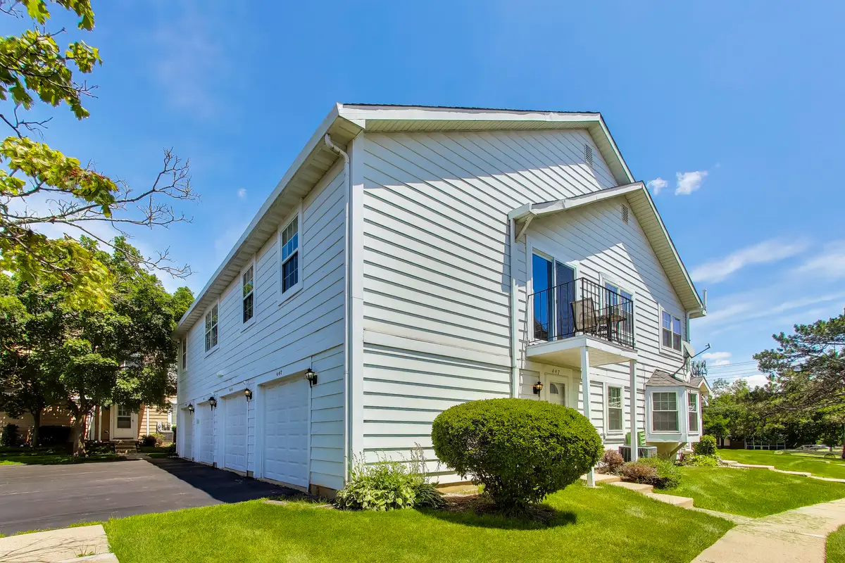 447 N Cambridge Drive #447, Palatine, IL 60067 - #1
