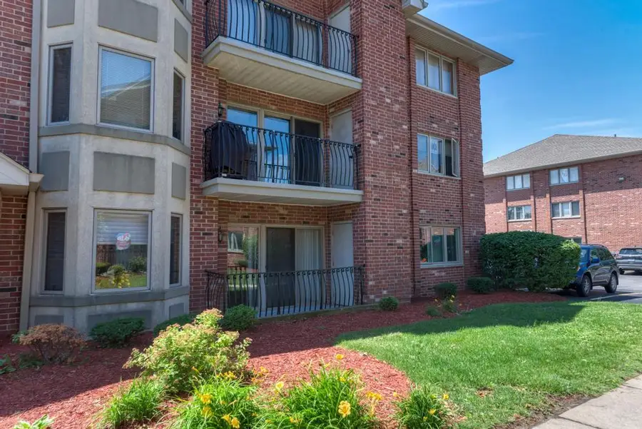 9420 S Melvina Avenue #2NW, Oak Lawn, IL 60453 - #2
