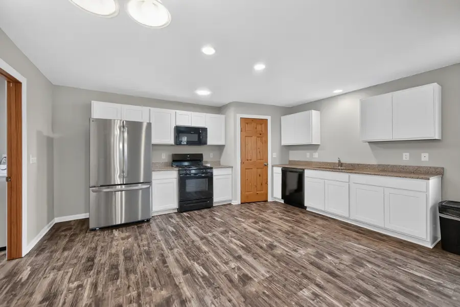 927 Foley Road, Belvidere, IL 61008 - #3