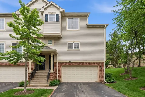 171 Monarch Drive, Streamwood, IL 60107