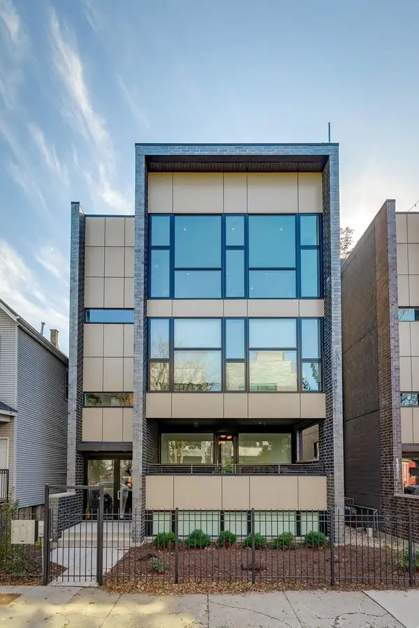 2869 W Lyndale Street #3, Chicago, IL 60647