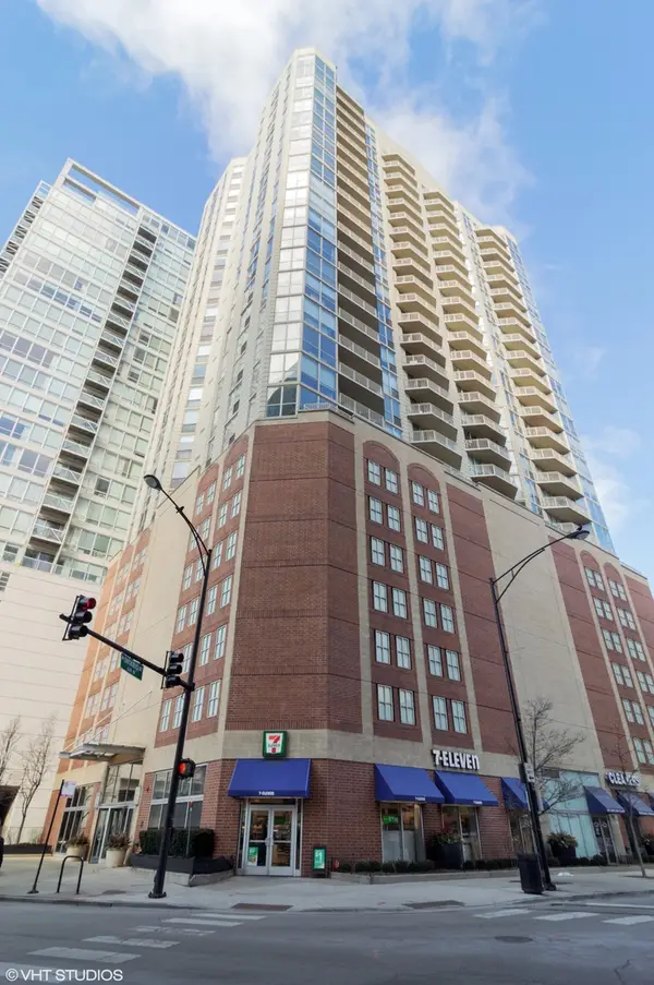 645 N Kingsbury Street #2205, Chicago, IL 60610