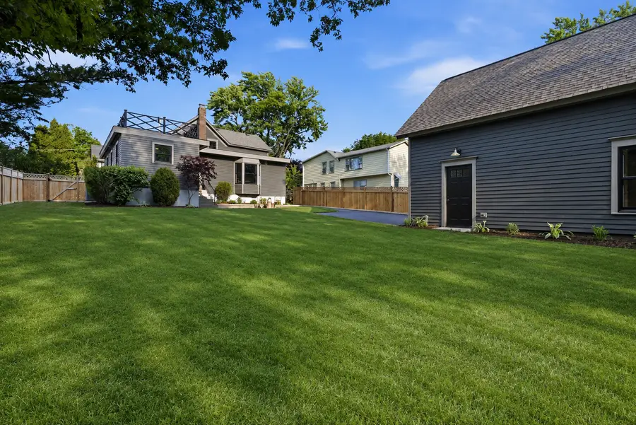 208 Dundee Avenue, Barrington, IL 60010 - #2