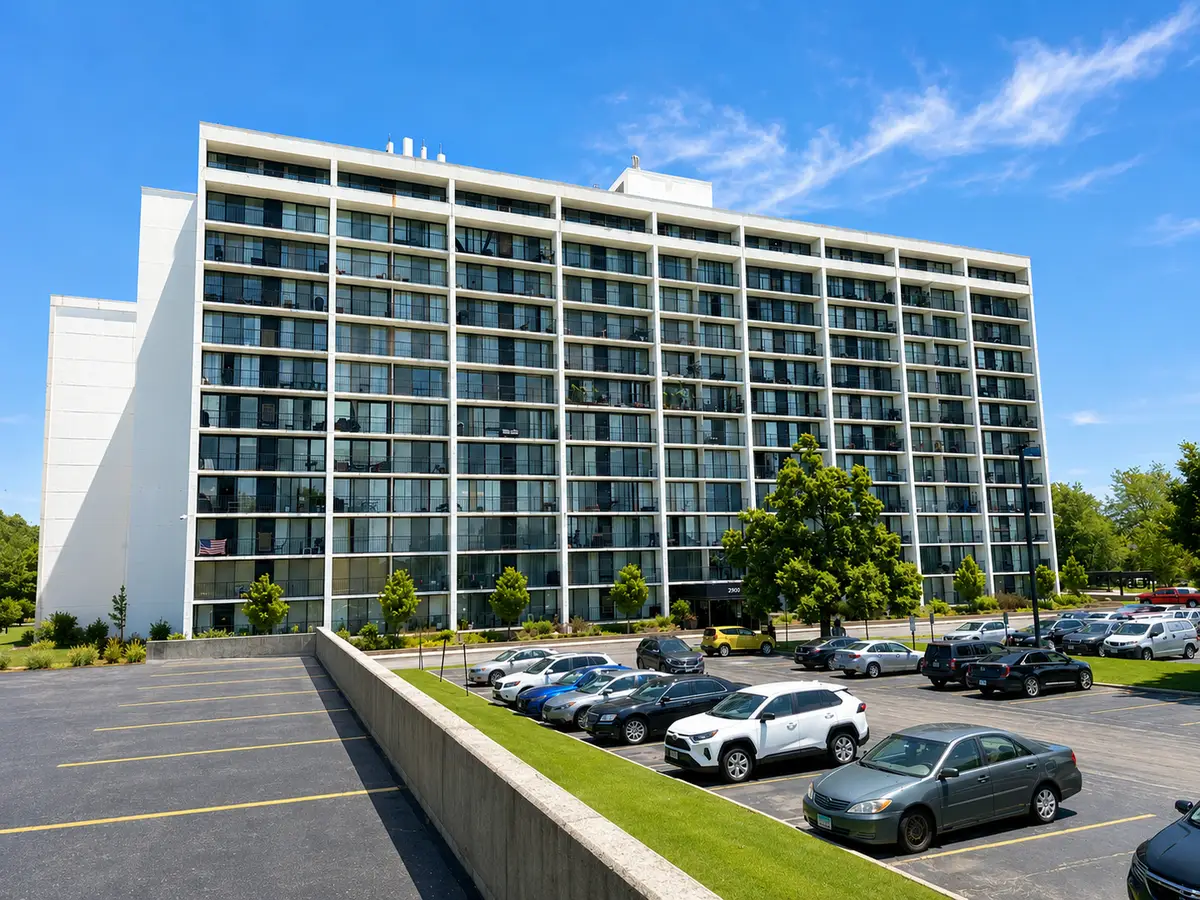 2005 S Finley Road #612, Lombard, IL 60148 - #1