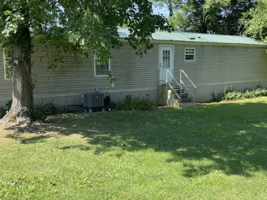 12 Fairgrounds Road, Vienna, IL 62995 - #3
