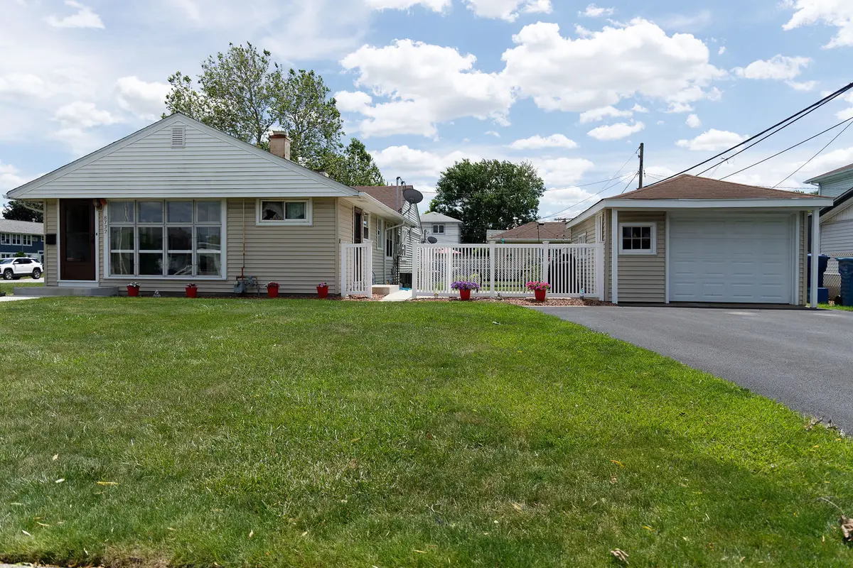 8732 S Keeler Avenue, Hometown, IL 60456 - #1