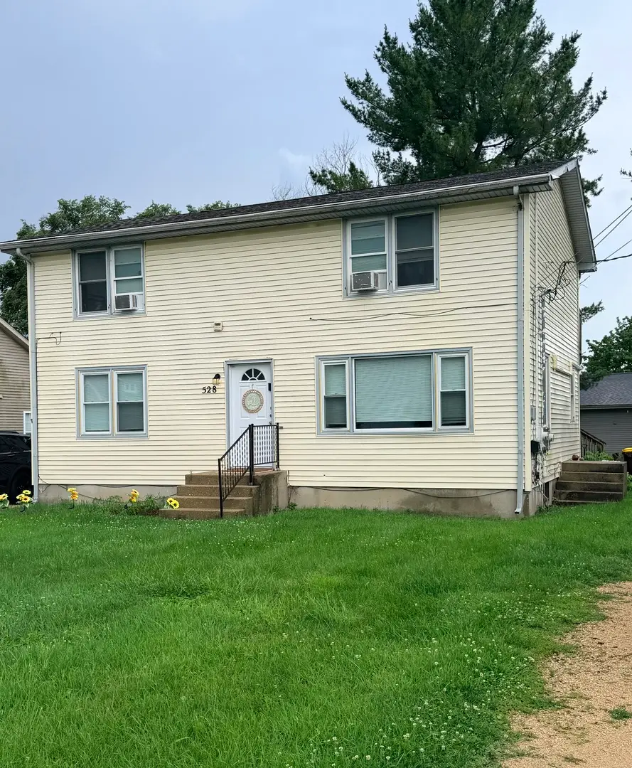 528 King Street, Belvidere, IL 61008 - #1