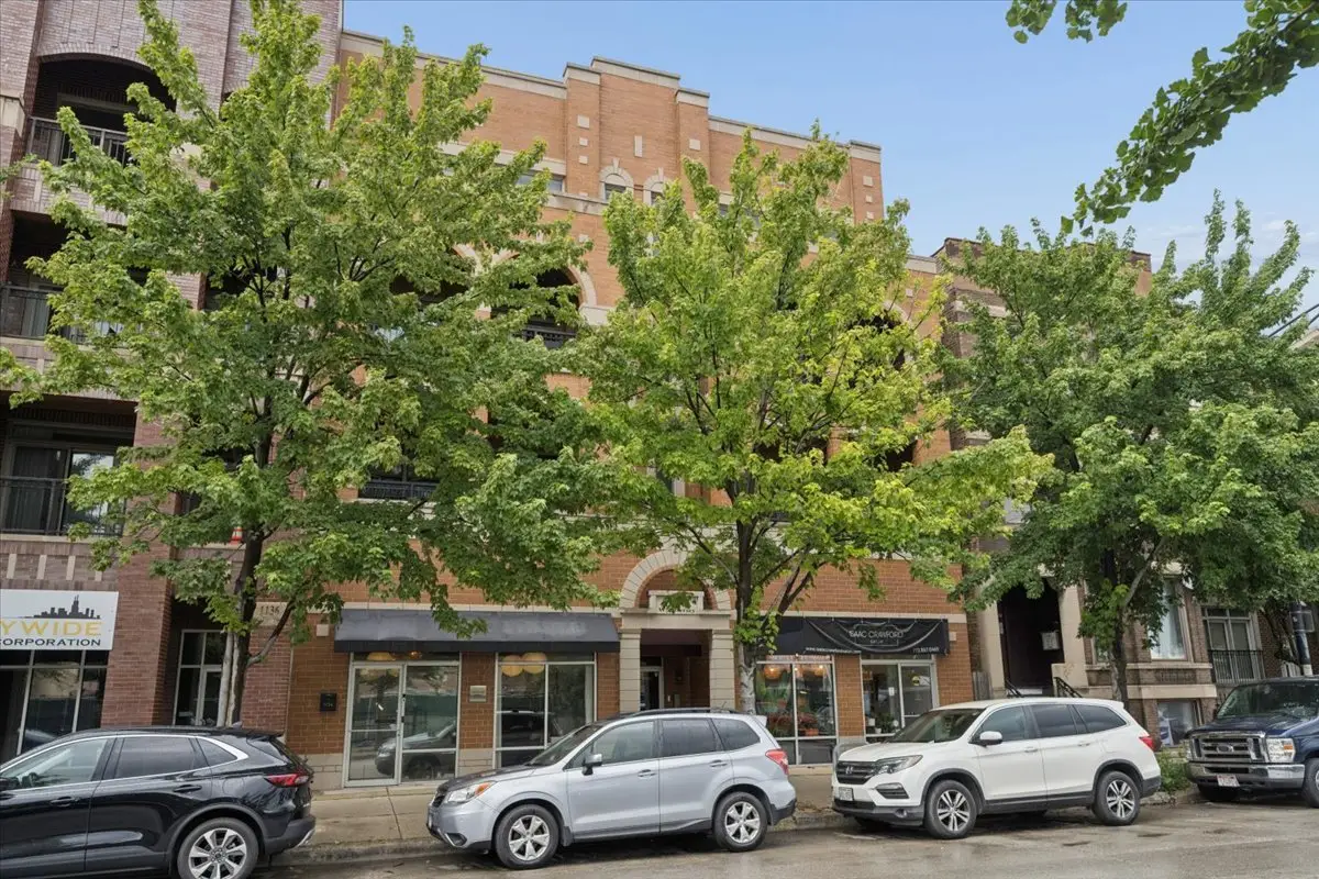 1130 W Diversey Parkway #4W, Chicago, IL 60614 - #1