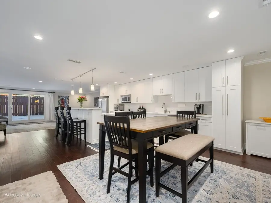 1330 N Lasalle Street #211, Chicago, IL 60610 - #3