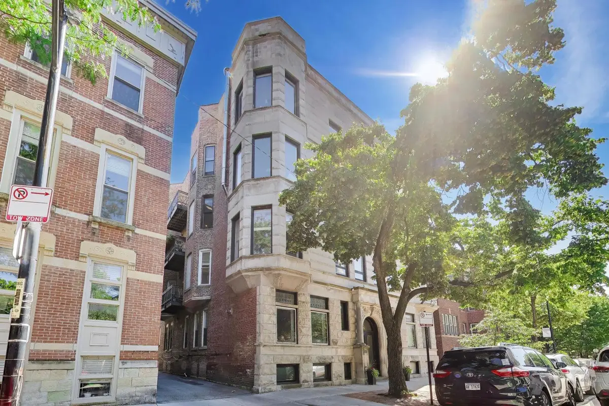 351 W Dickens Avenue #2E, Chicago, IL 60614 - #1