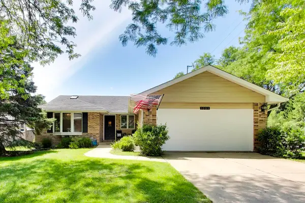 1002 S Haddow Avenue, Arlington Heights, IL 60005