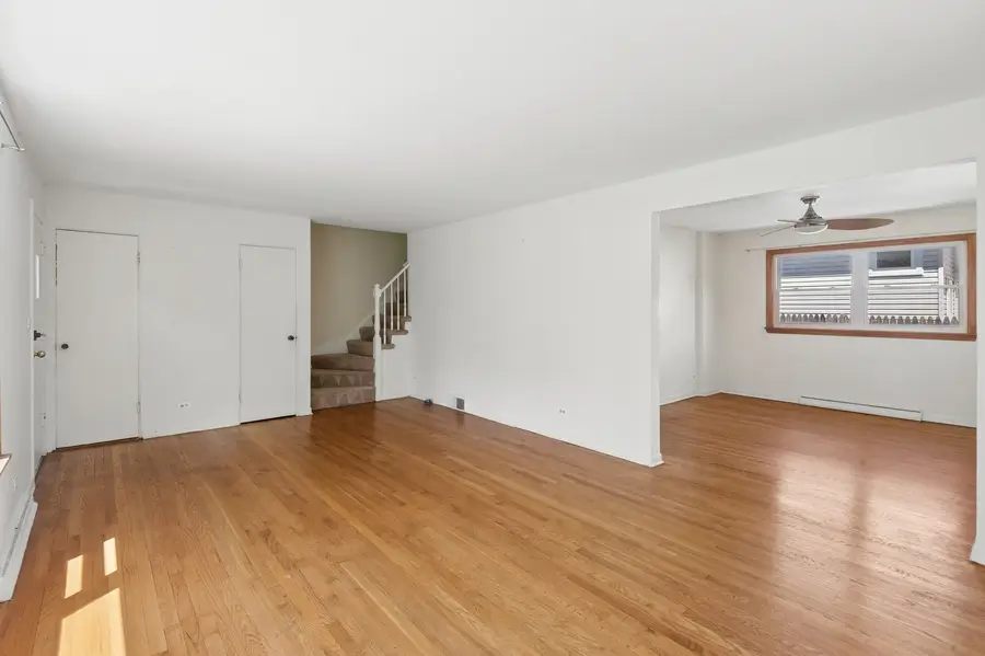 324 Asbury Avenue, Evanston, IL 60202 - #3