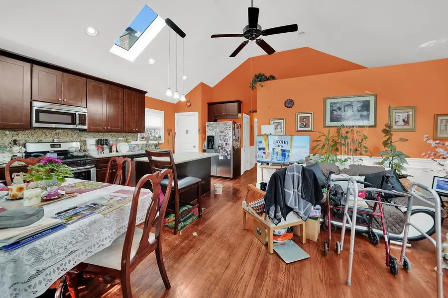 6228 S Menard Avenue, Chicago, IL 60638 - #3