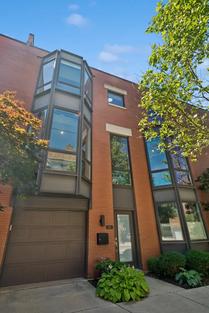 453 W Blackhawk Street, Chicago, IL 60610 - #1