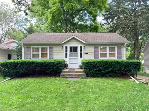 1025 Kendall Street, Geneva, IL 60134