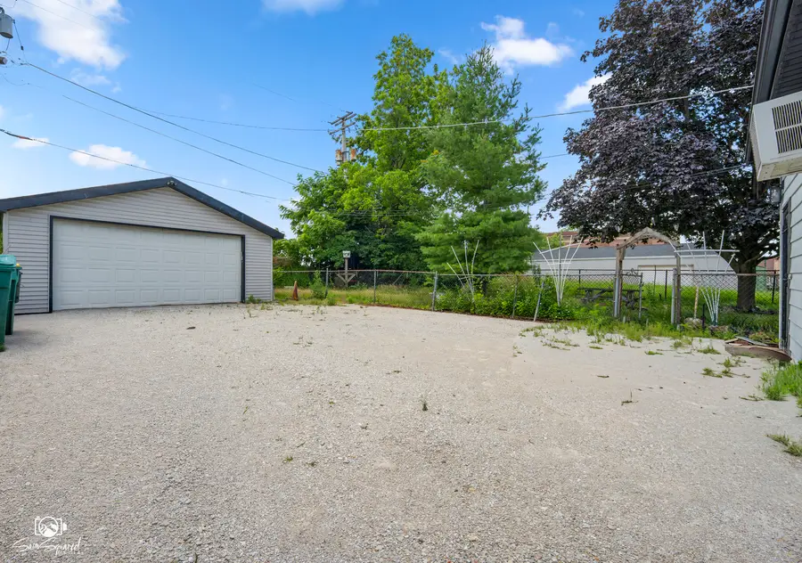 116 N Hickory Street, Joliet, IL 60435 - #3