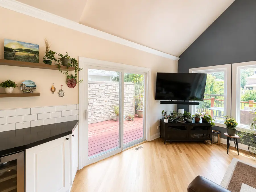 588 Onwentsia Avenue, Highland Park, IL 60035 - #3