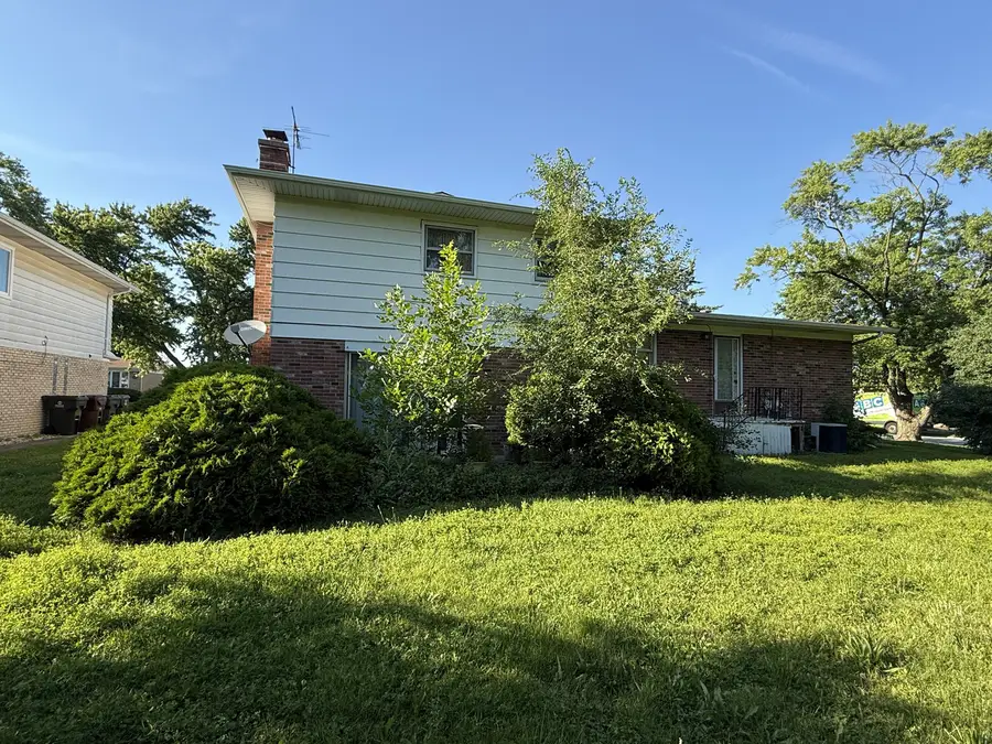 1022 W Nevada Street, Glenwood, IL 60425 - #3