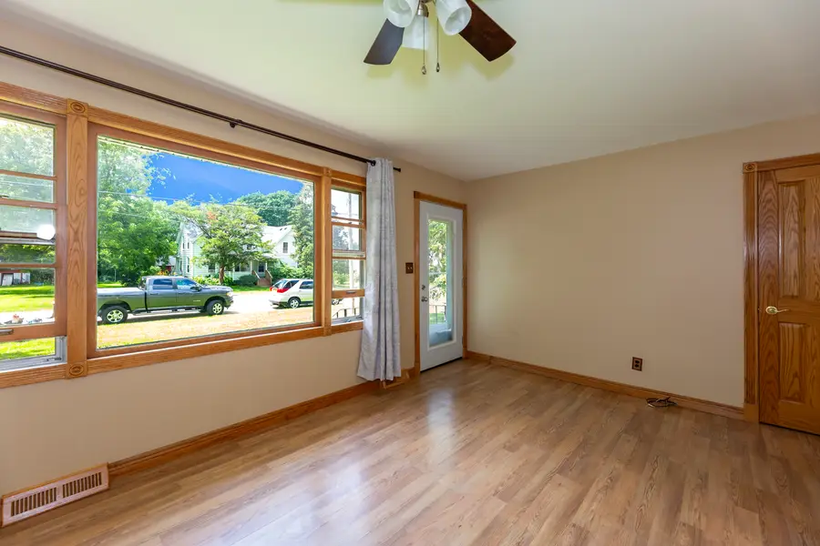 403 N 3rd Street, Malta, IL 60150 - #3