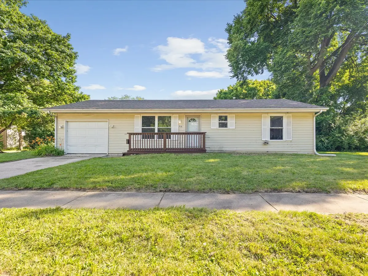 712 Cherry Street, Rockford, IL 61101 - #1