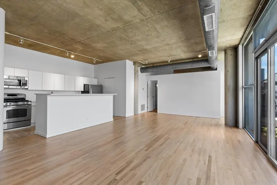 Address Withheld By Seller, Chicago, IL 60642 - #2