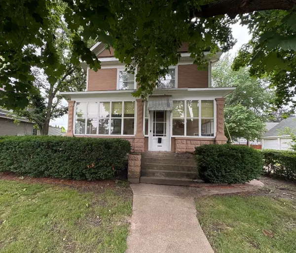 220 E Avenue, Rochelle, IL 61068