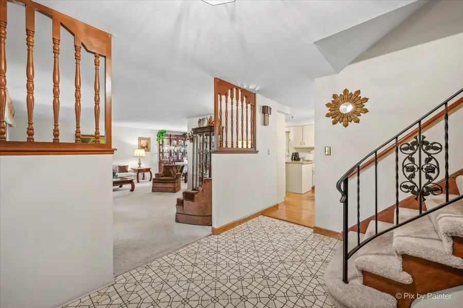 5 Andrew Lane, Schaumburg, IL 60193 - #3