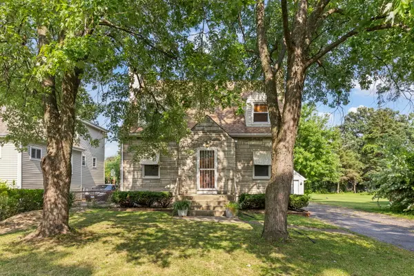 1217 Degener Avenue, Elmhurst, IL 60126